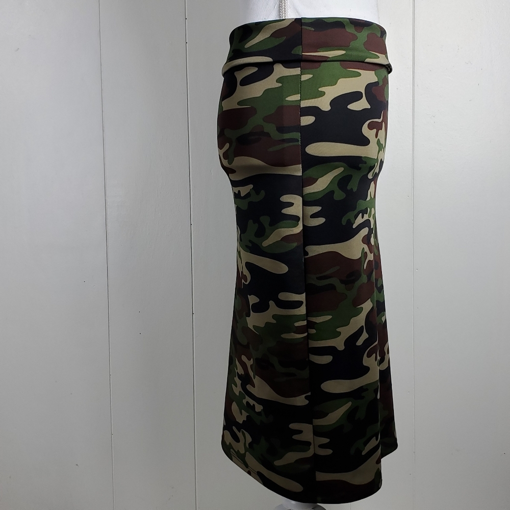 Agnes and Dora Camouflage hat size small - Picture 6 of 12